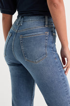 ALWAYS FITS GOOD PETITE STRAIGHT JEANS INDIGO316
